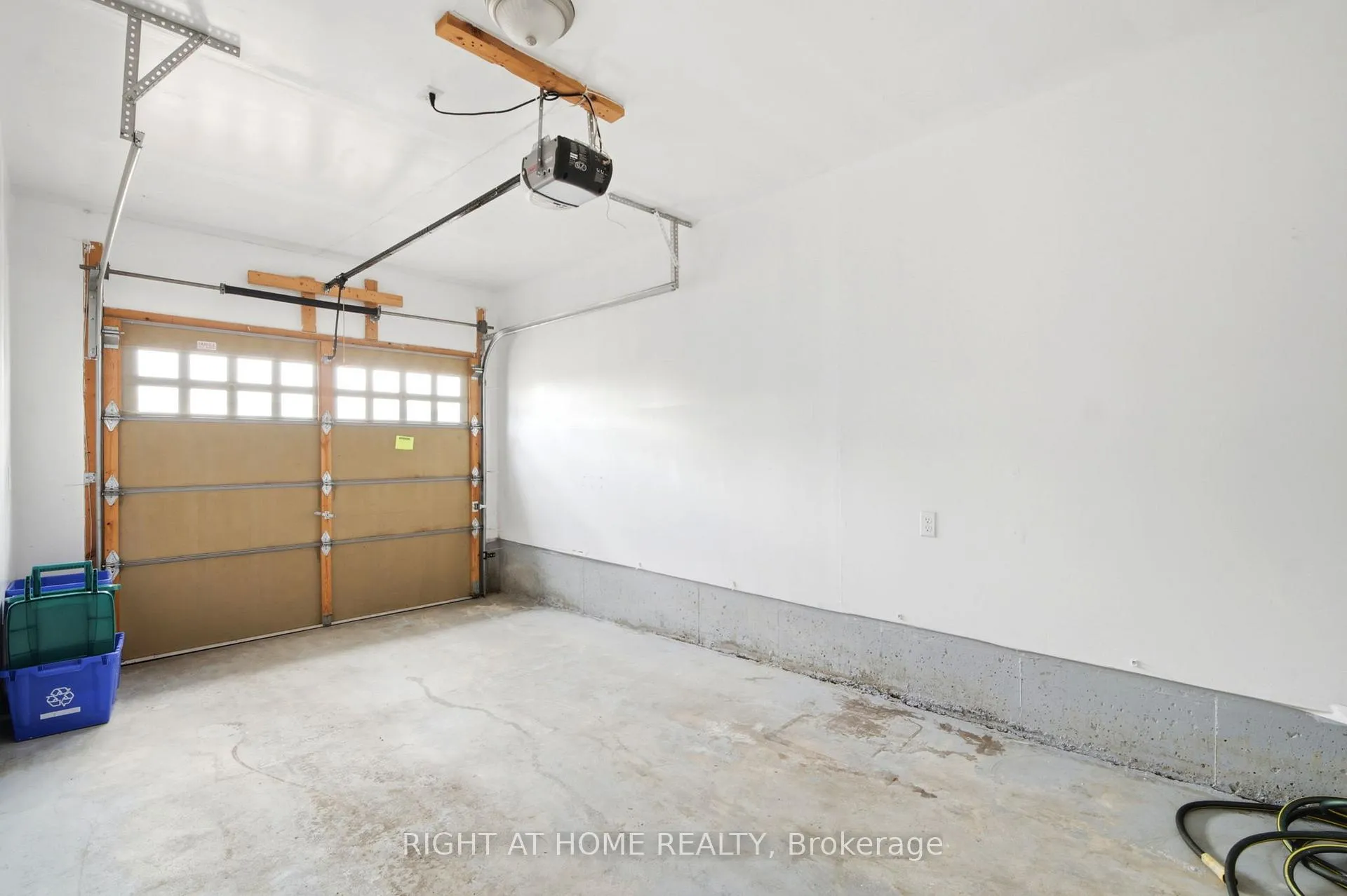 Photo 39 of 212 Venice Gate Drive, Vaughan, Vellore Village — HOMEH