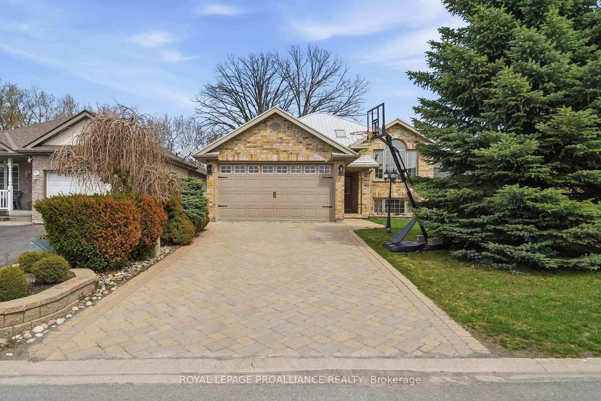 Photo 3 of 57 Finch Drive, Belleville, Belleville Ward — HOMEH
