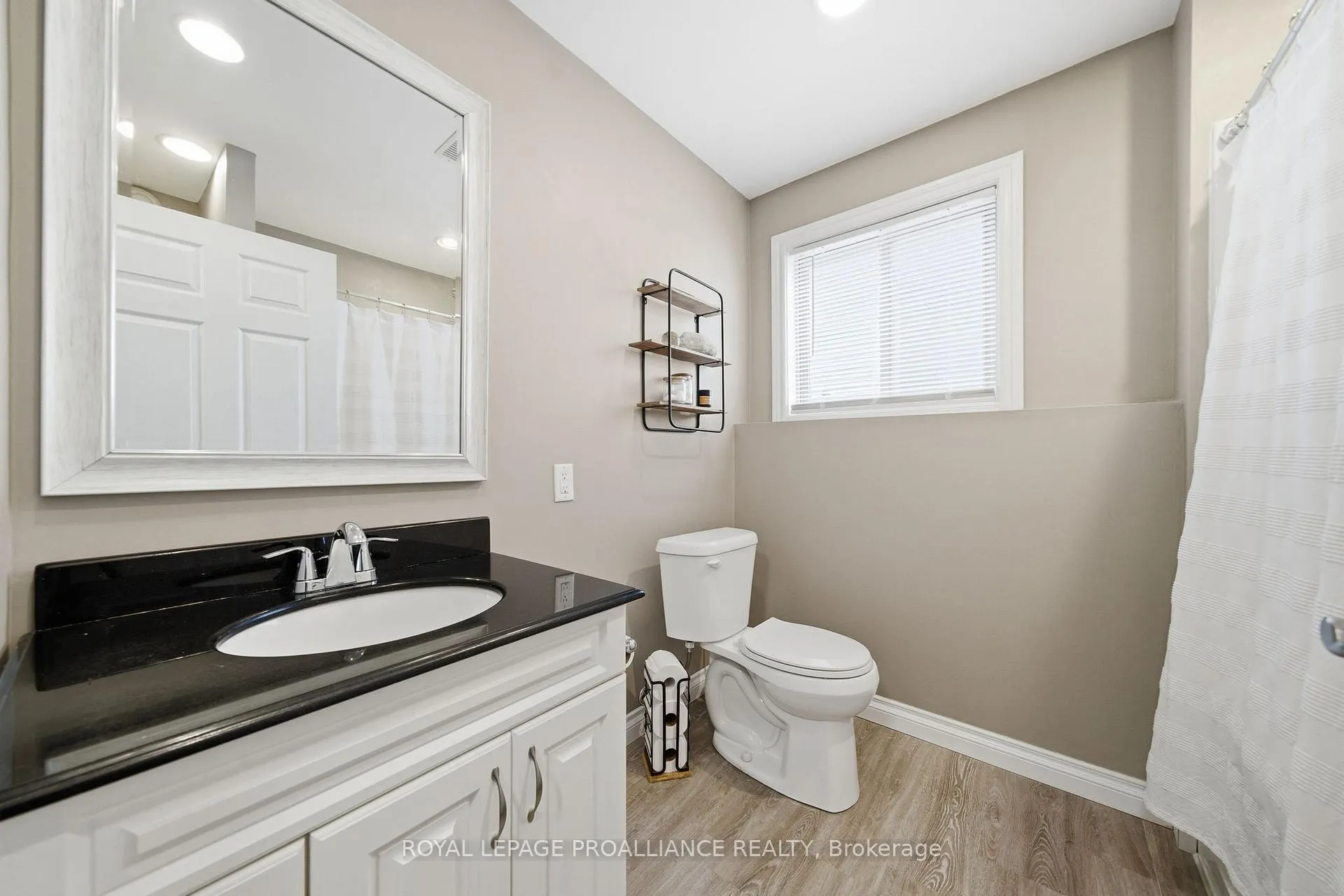 Photo 37 of 57 Finch Drive, Belleville, Belleville Ward — HOMEH