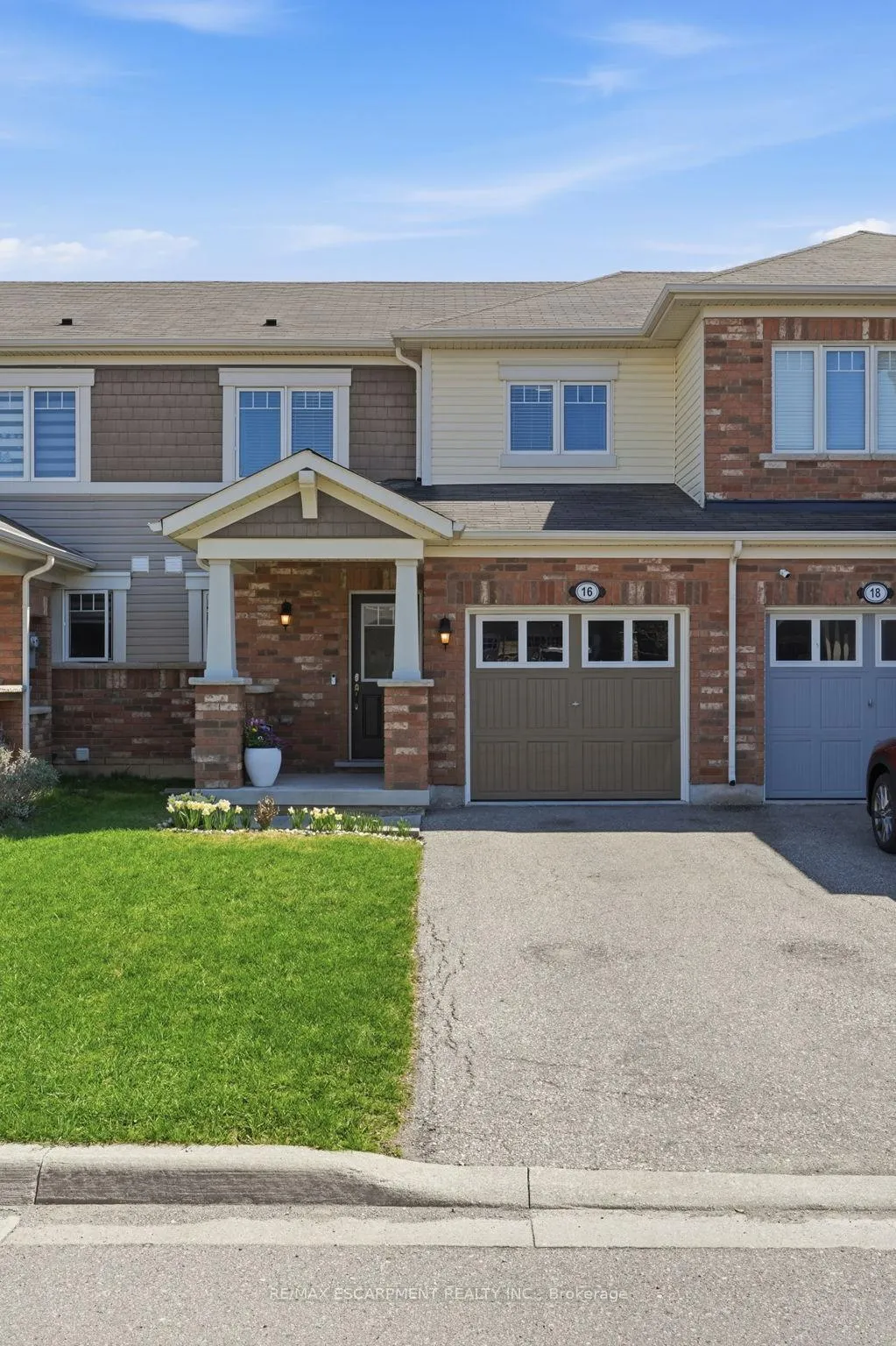 Photo 1 of 16 Dredge Court, Milton, Willmott — HOMEH