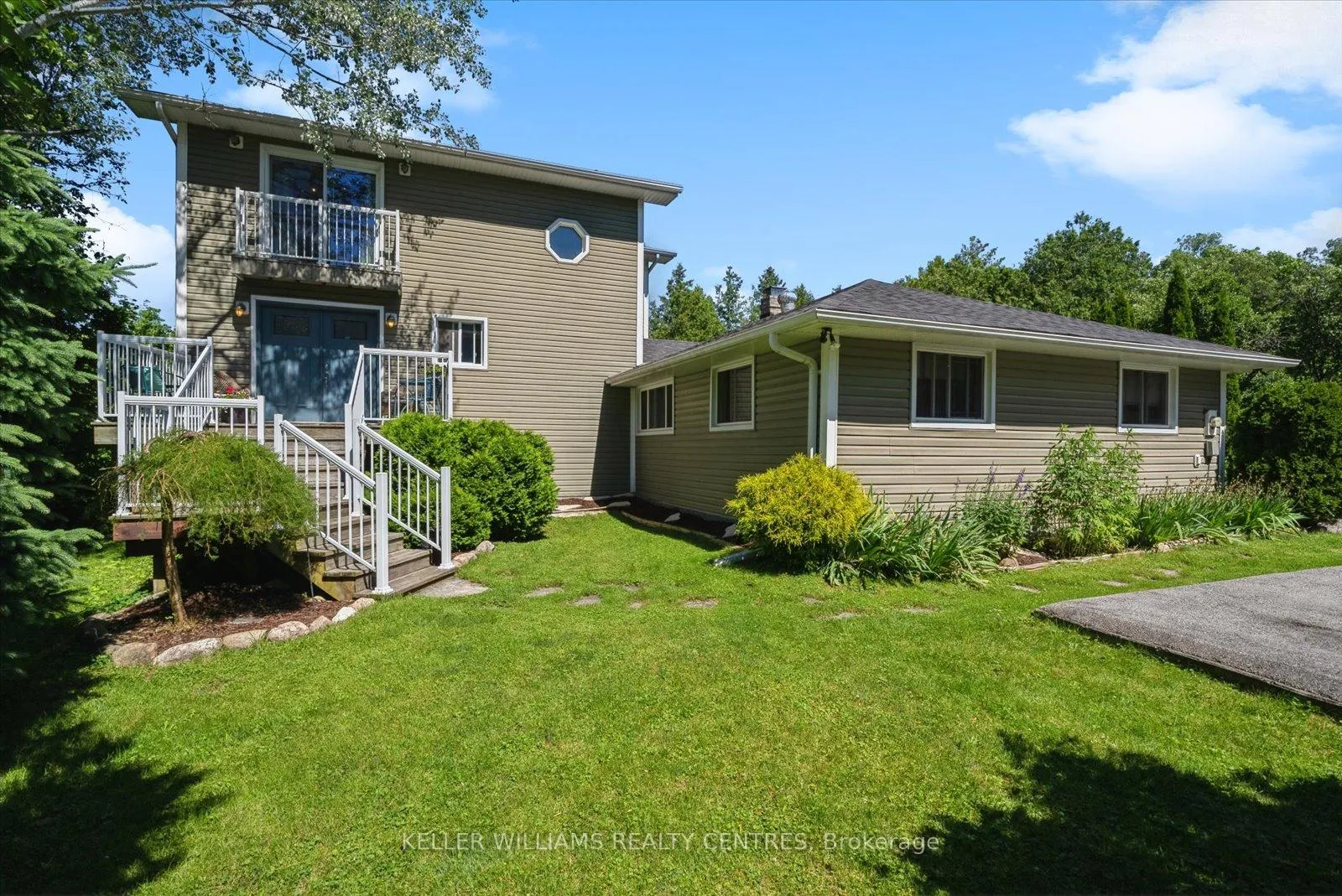 Front of 623 Varney Road