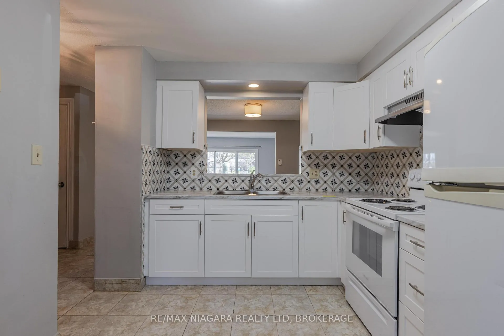 Photo 4 of Unit 88, 6767 Thorold Stone Road, Niagara Falls, Stamford — HOMEH