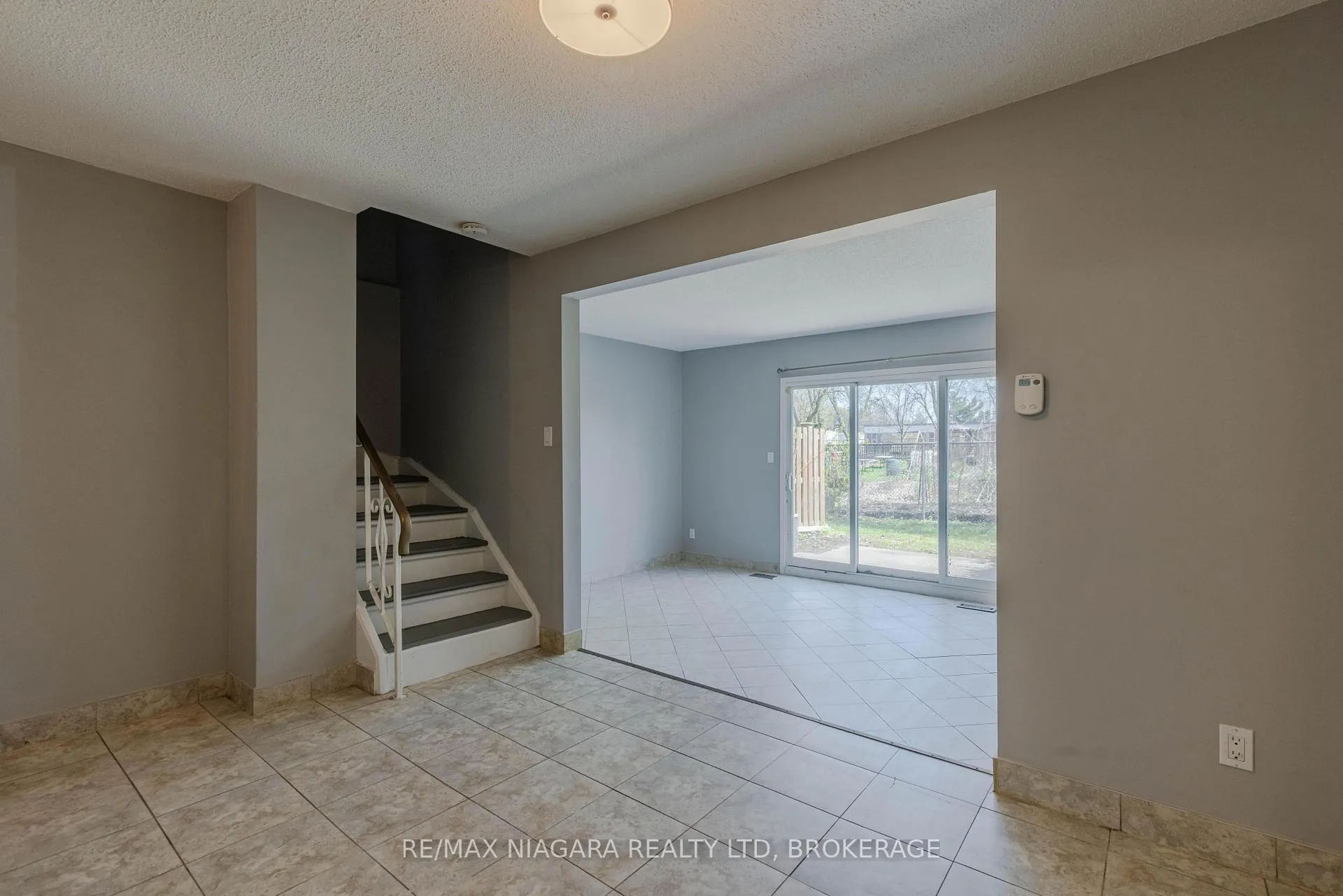 Photo 7 of Unit 88, 6767 Thorold Stone Road, Niagara Falls, Stamford — HOMEH