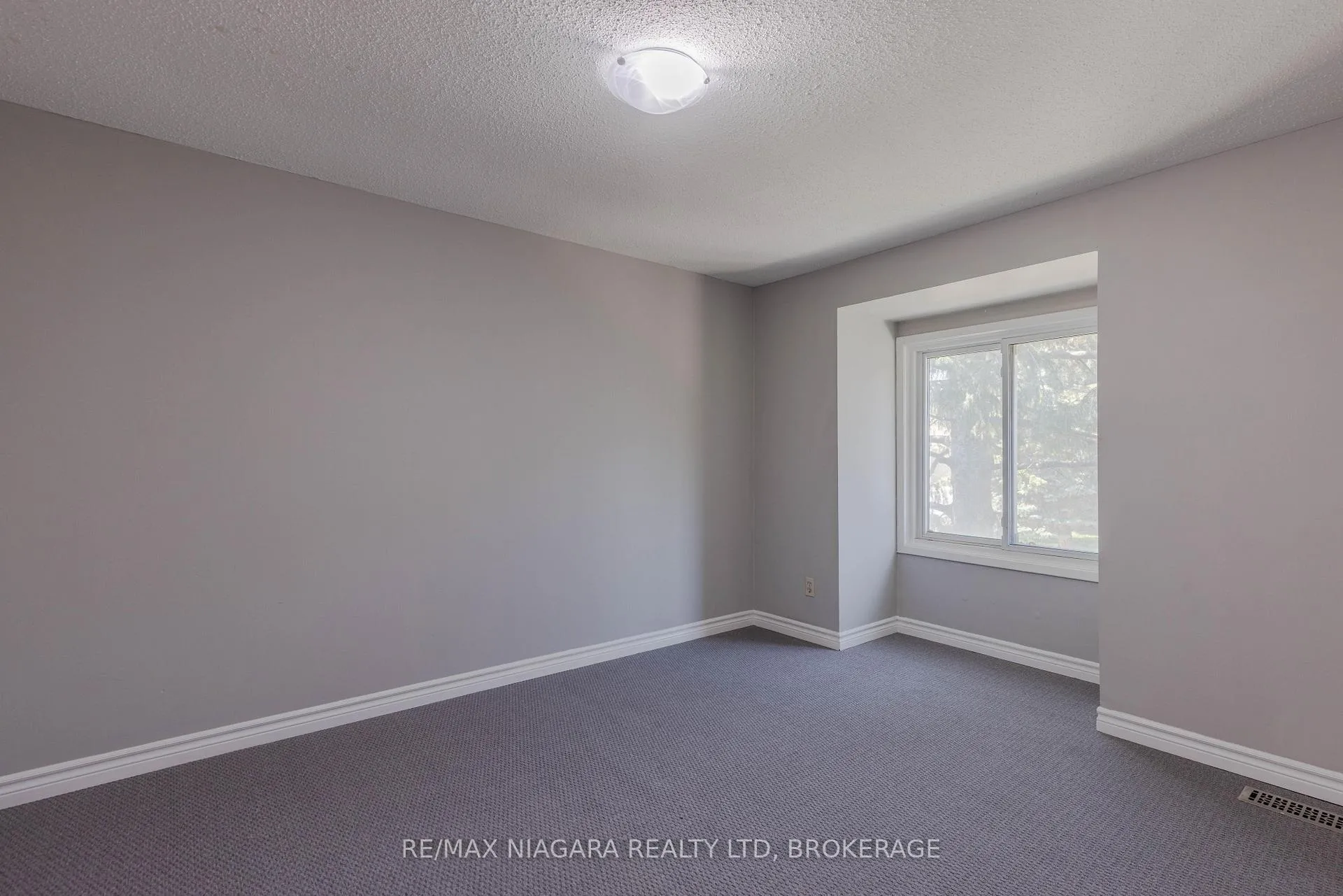 Photo 14 of Unit 88, 6767 Thorold Stone Road, Niagara Falls, Stamford — HOMEH