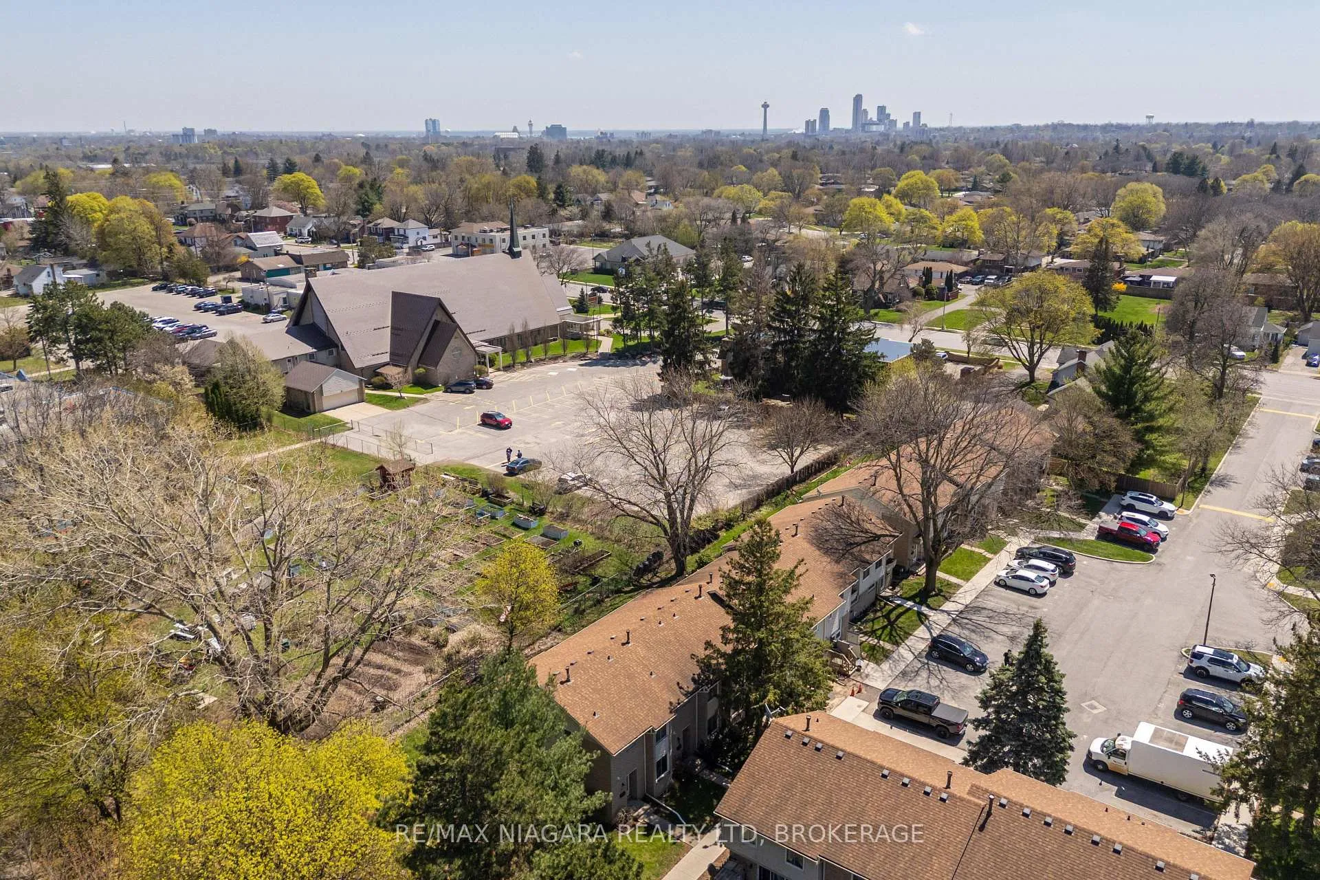 Photo 22 of Unit 88, 6767 Thorold Stone Road, Niagara Falls, Stamford — HOMEH
