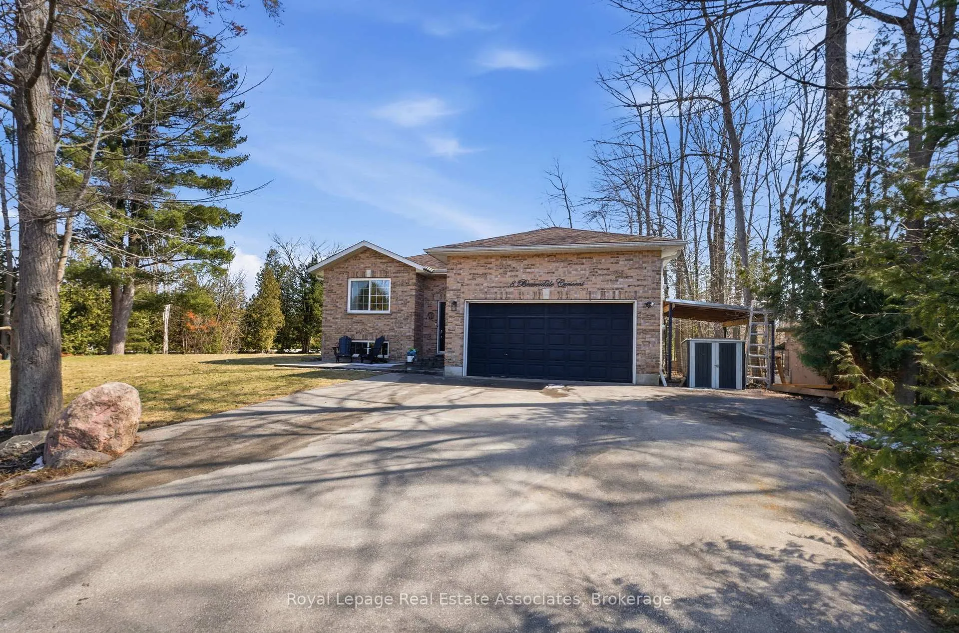 Front of 8 Beaverdale Crescent