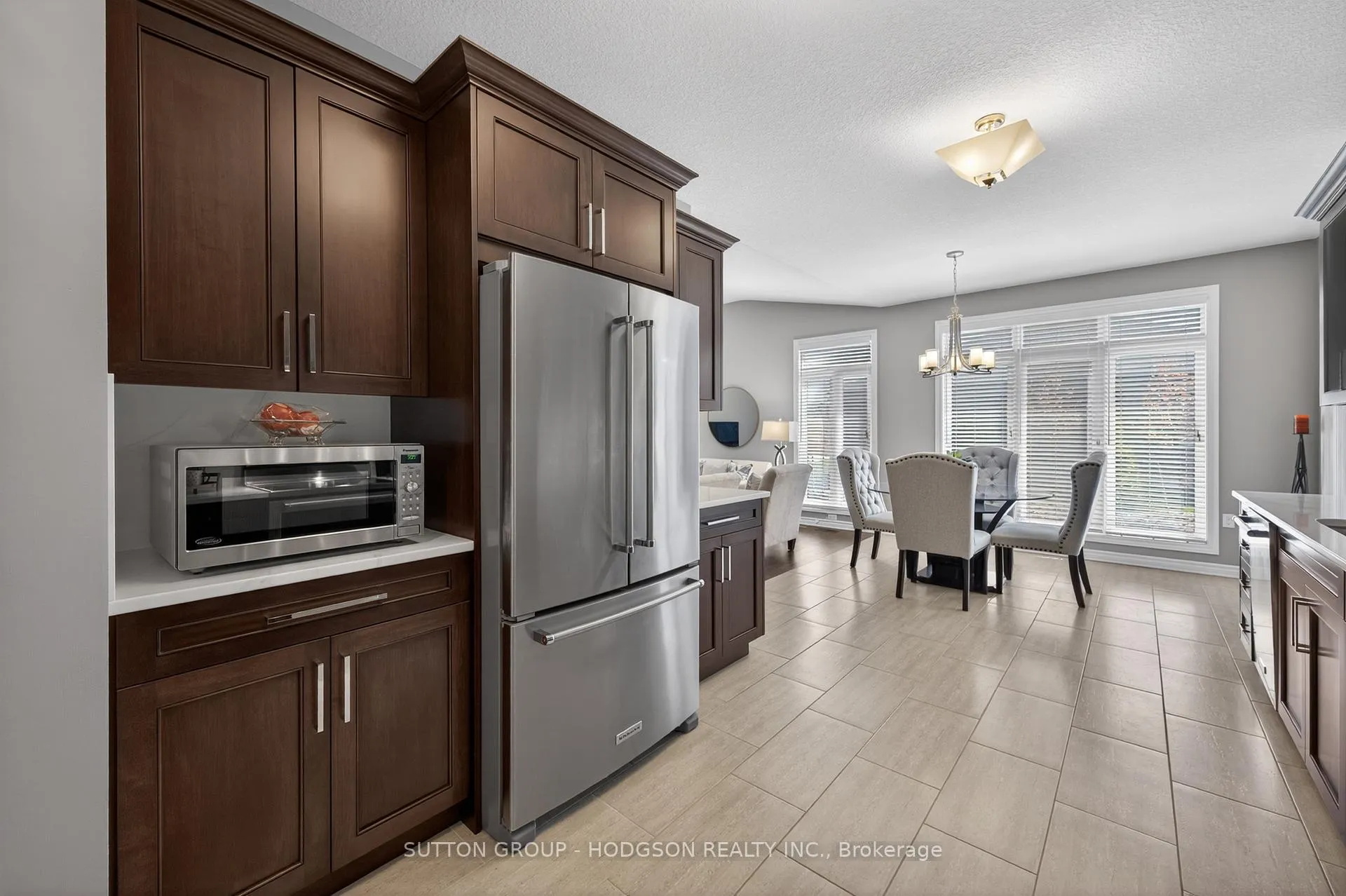 Photo 9 of 2417 Moe Norman Way, London, South A — HOMEH