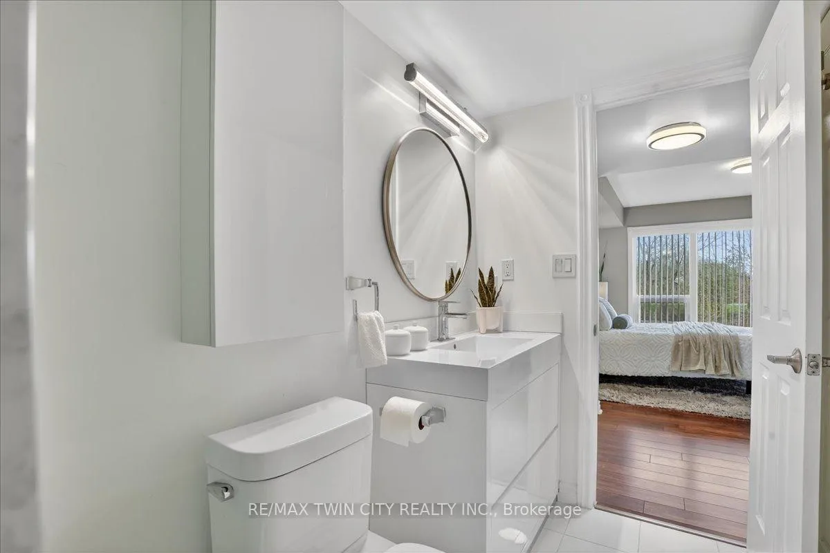 Photo 33 of Unit 604, 237 King Street W, Cambridge — HOMEH