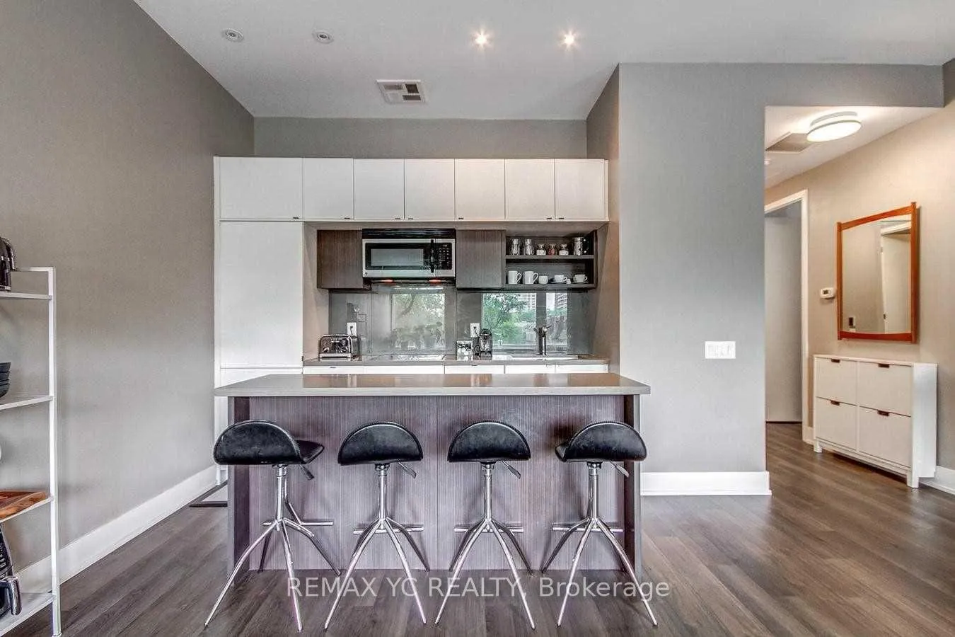 Photo 1 of Unit 321, 111 St Clair Avenue W, Toronto, Yonge-St. Clair — HOMEH