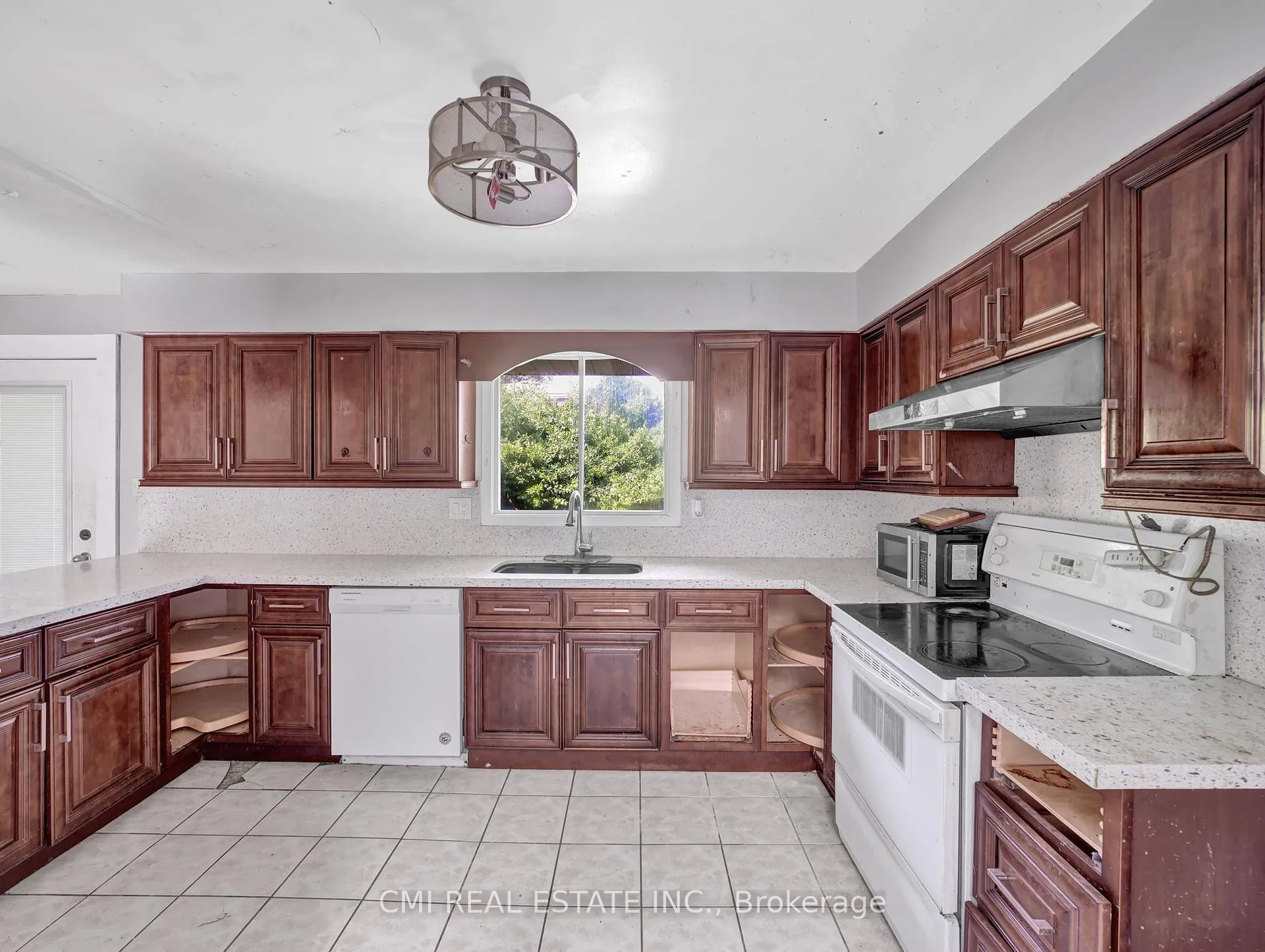 Photo 32 of 74 Brier Park Road, Brantford, Fairview - Brantford — HOMEH