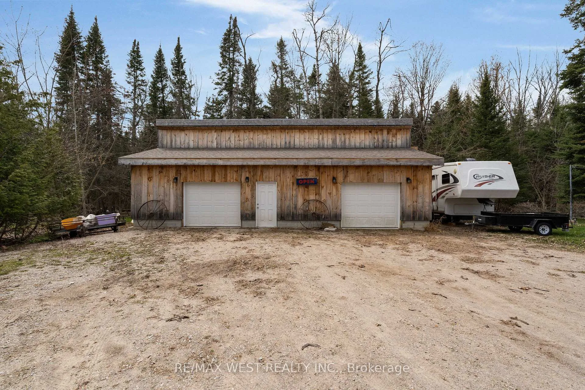 Photo 2 of 3768 George Johnston Road, Springwater, Rural Springwater — HOMEH
