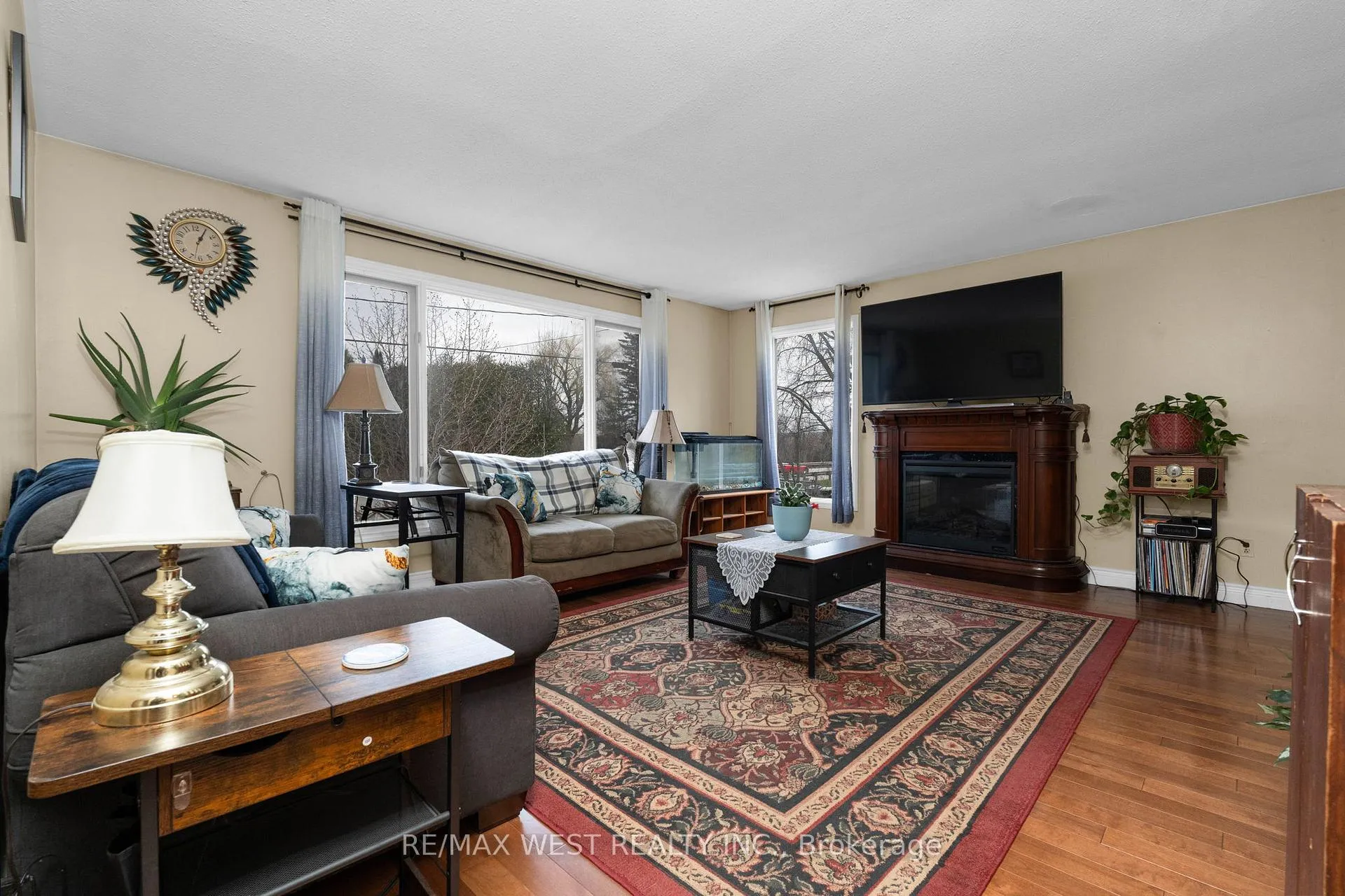 Photo 3 of 3768 George Johnston Road, Springwater, Rural Springwater — HOMEH
