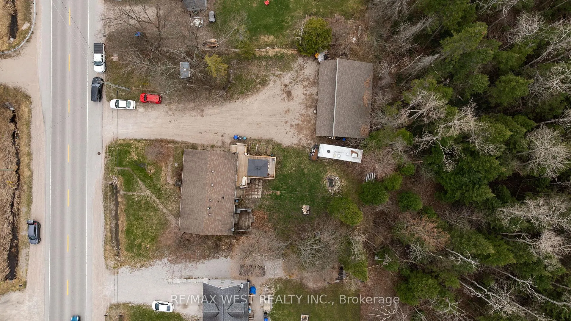 Photo 13 of 3768 George Johnston Road, Springwater, Rural Springwater — HOMEH