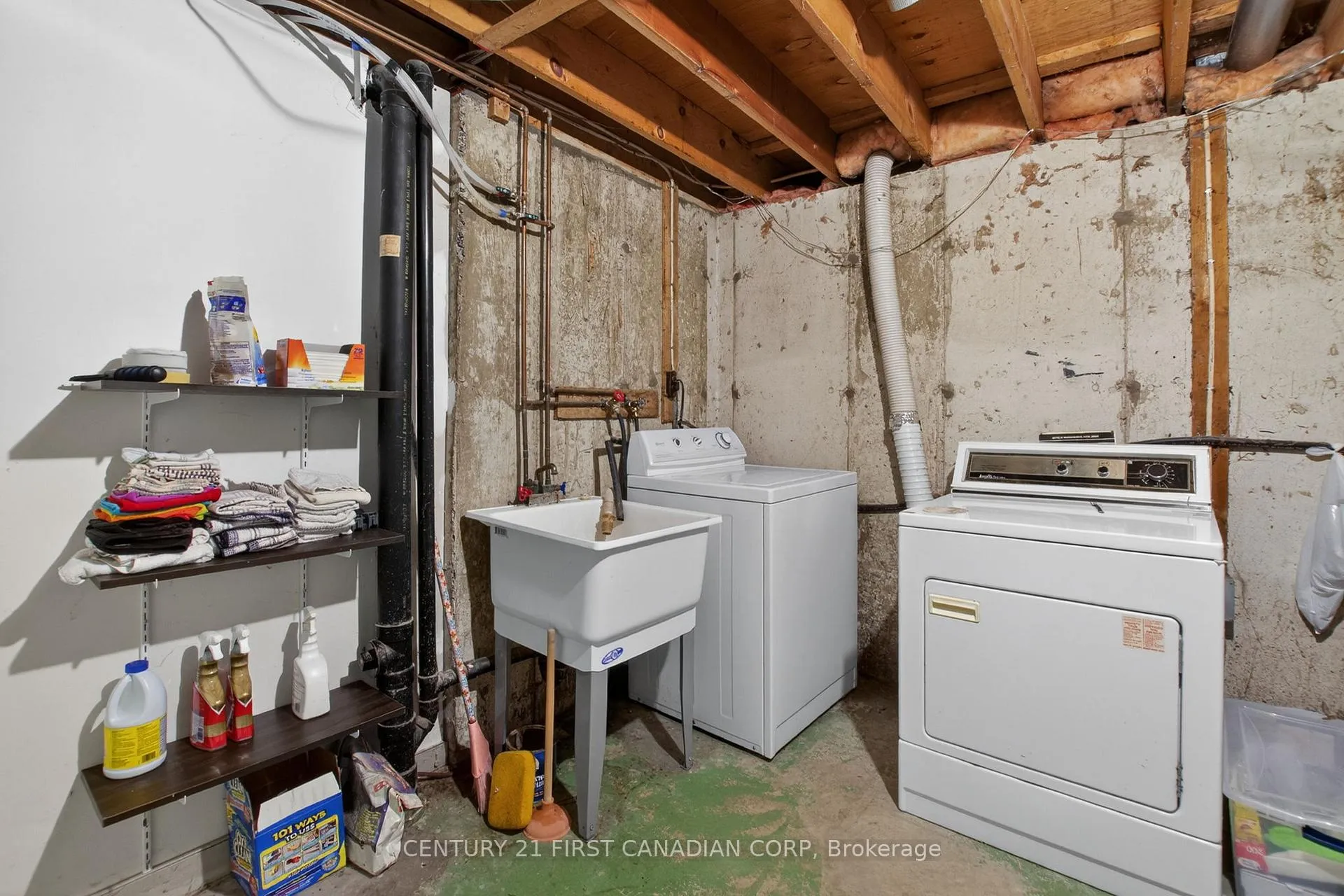 Photo 34 of 19 Bartlett Crescent, London, South M — HOMEH