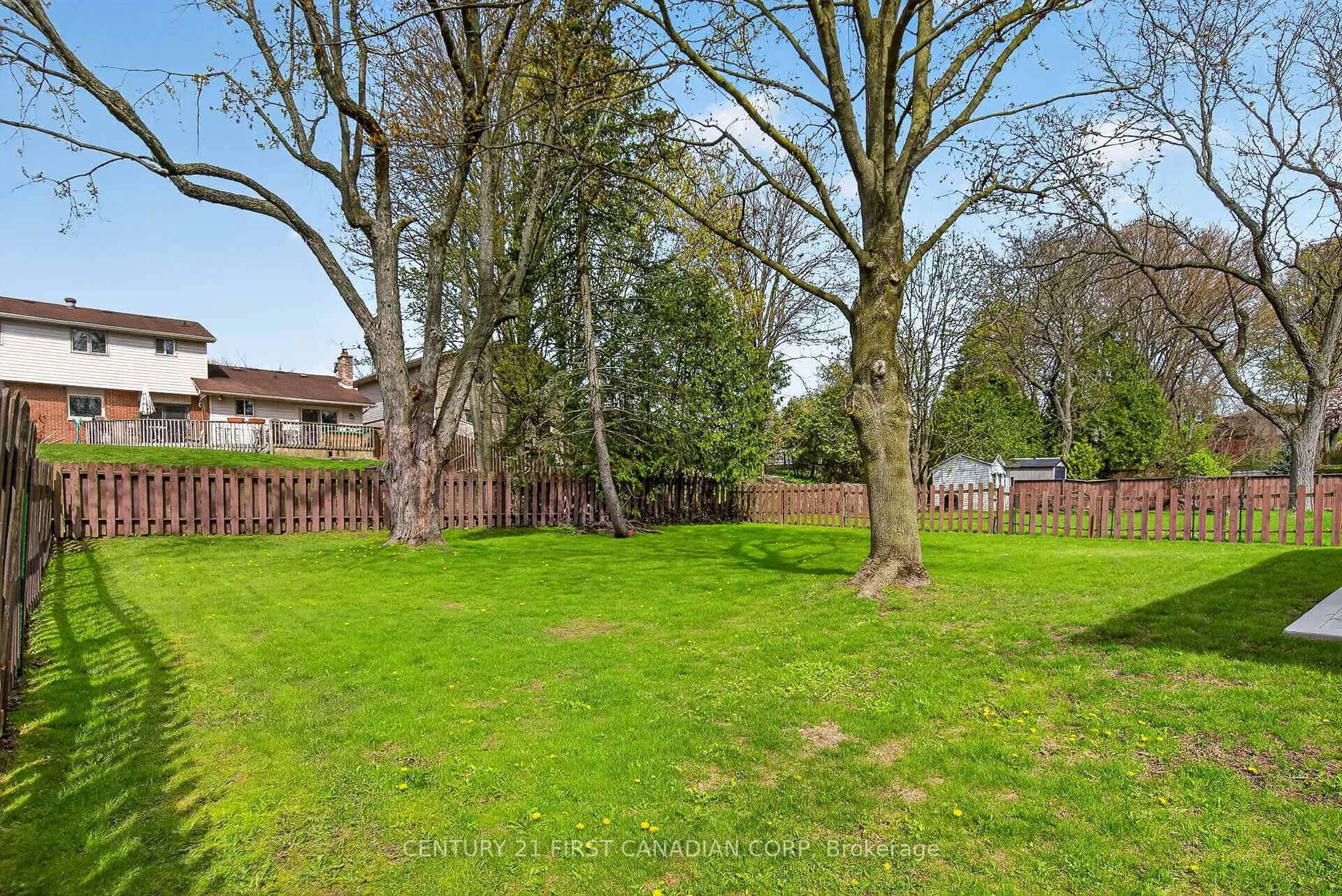 Photo 44 of 19 Bartlett Crescent, London, South M — HOMEH