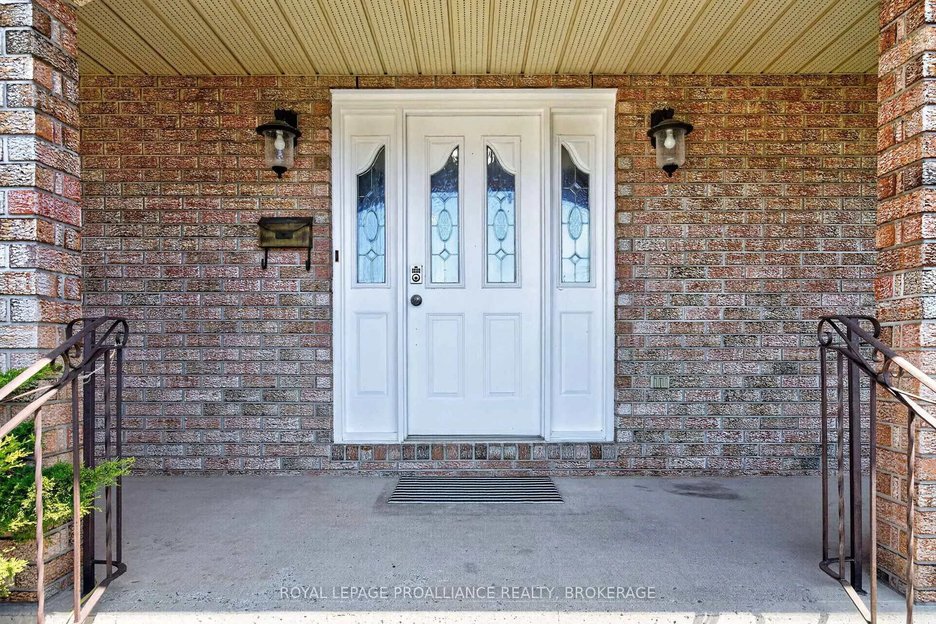 Photo 5 of 680 Rivermeade Avenue, Kingston, East Gardiners Rd — HOMEH