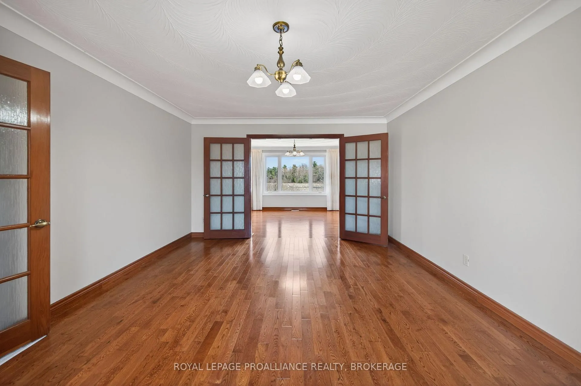 Photo 8 of 680 Rivermeade Avenue, Kingston, East Gardiners Rd — HOMEH