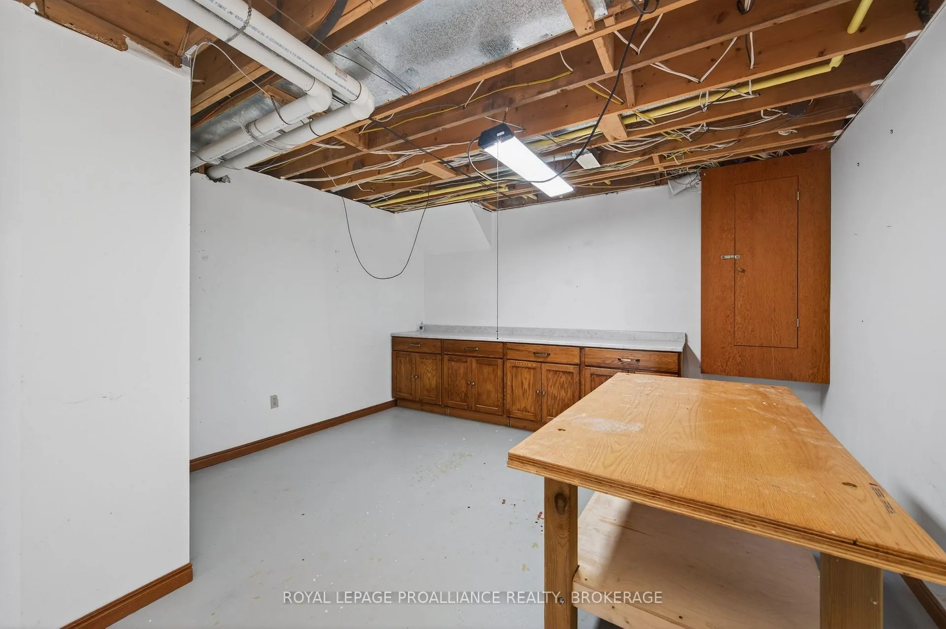 Photo 36 of 680 Rivermeade Avenue, Kingston, East Gardiners Rd — HOMEH