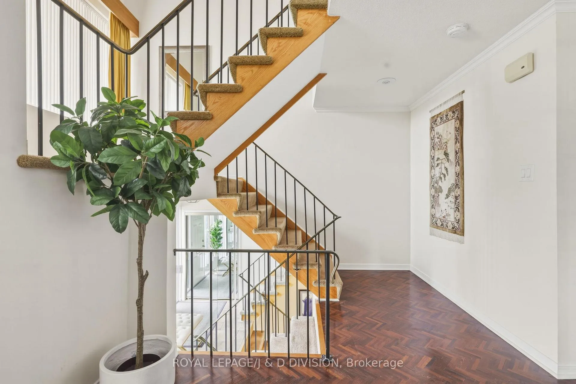 Photo 12 of 122 Cortleigh Boulevard, Toronto, Lawrence Park South — HOMEH