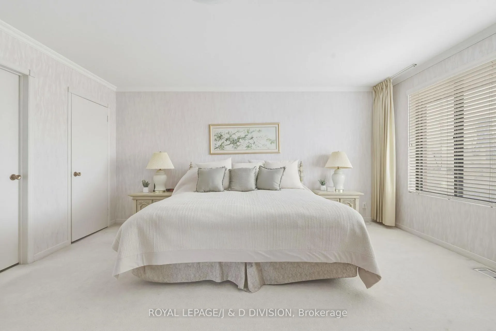 Photo 14 of 122 Cortleigh Boulevard, Toronto, Lawrence Park South — HOMEH