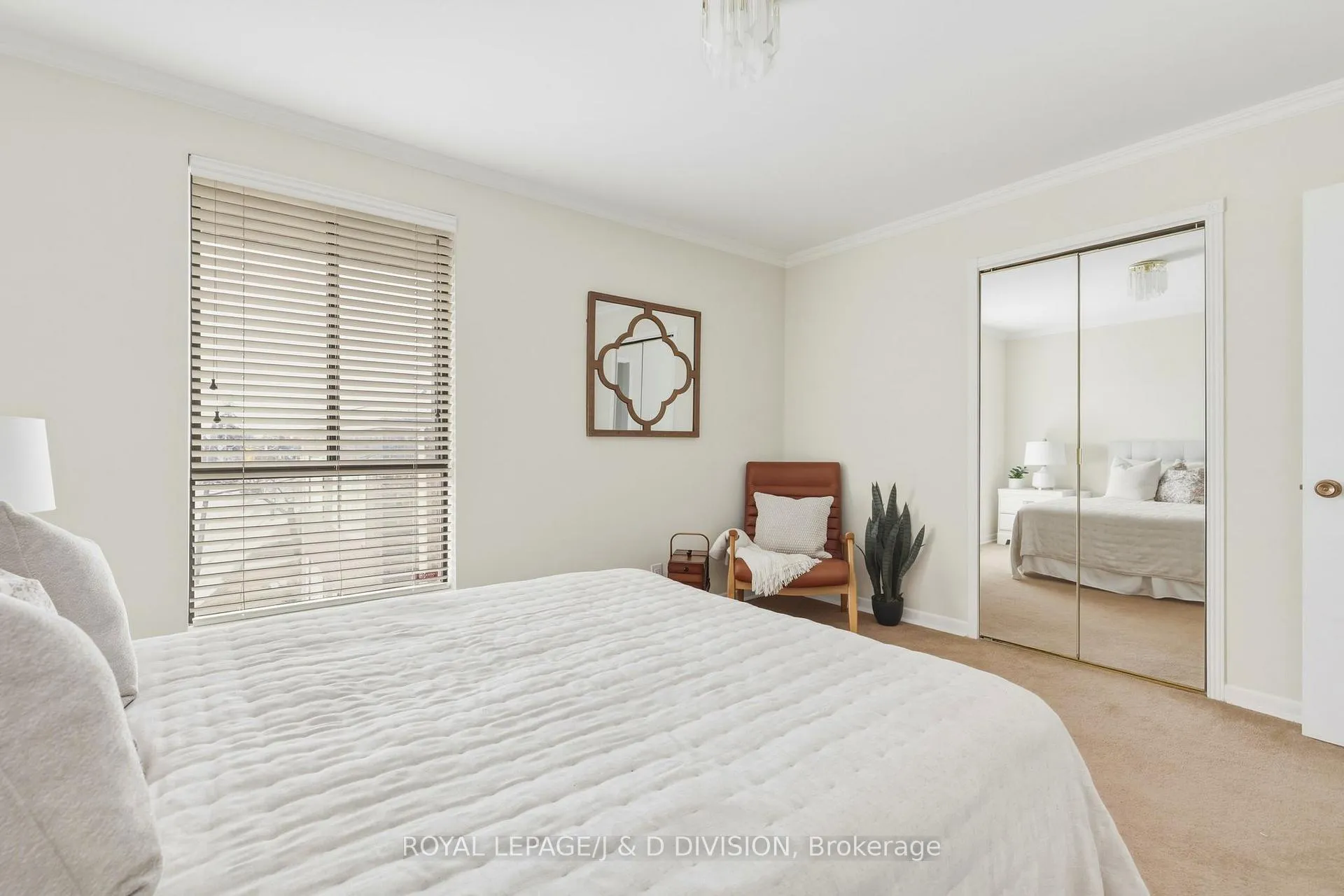 Photo 22 of 122 Cortleigh Boulevard, Toronto, Lawrence Park South — HOMEH