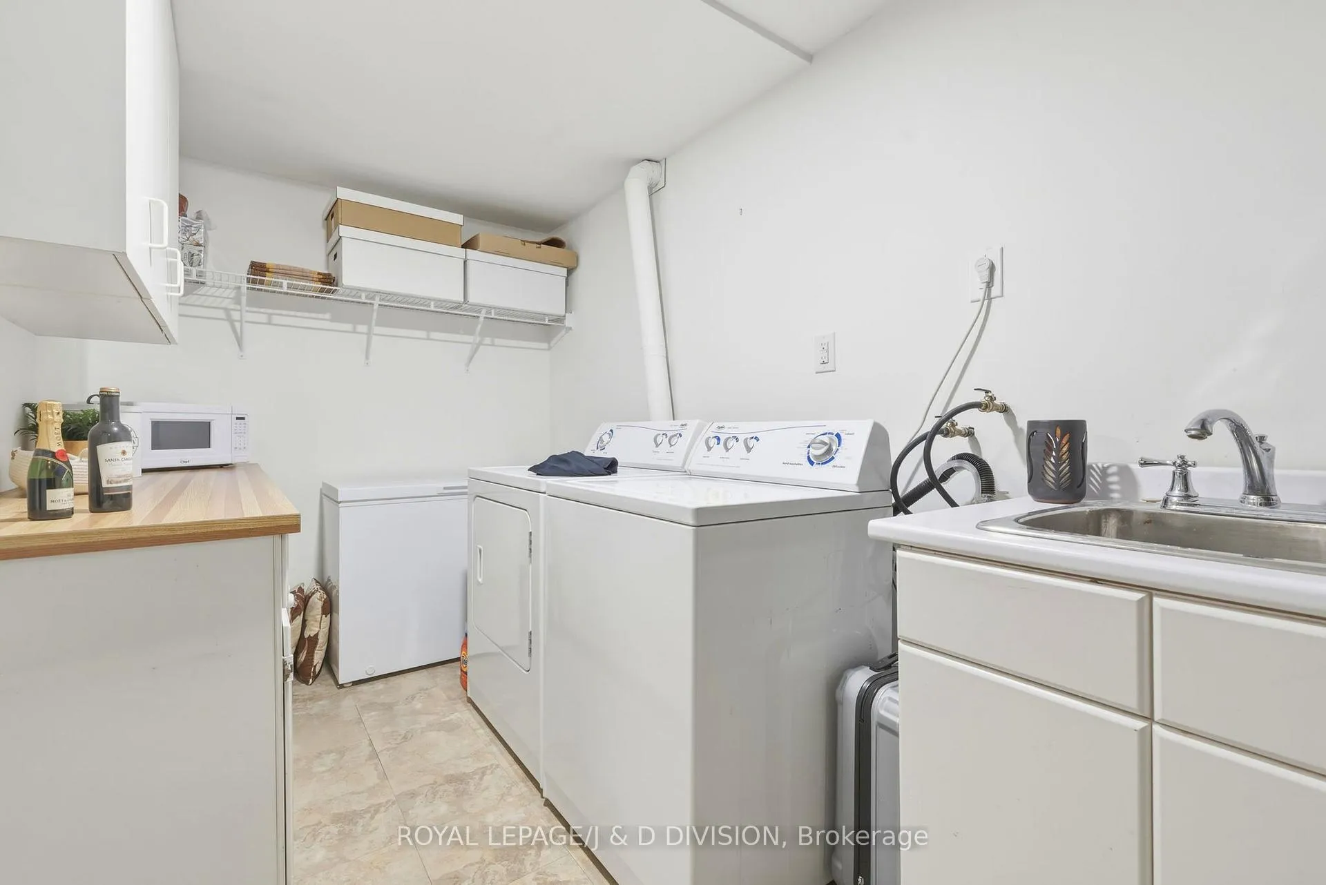 Photo 29 of 122 Cortleigh Boulevard, Toronto, Lawrence Park South — HOMEH
