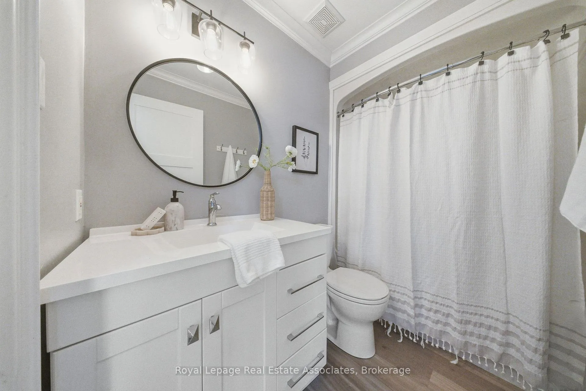 Photo 25 of 8 Beaverdale Crescent, Georgina, Pefferlaw — HOMEH