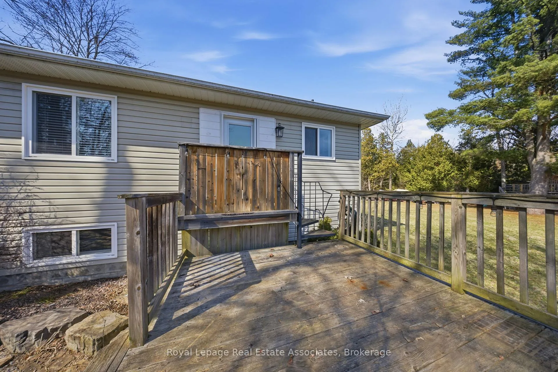 Photo 36 of 8 Beaverdale Crescent, Georgina, Pefferlaw — HOMEH