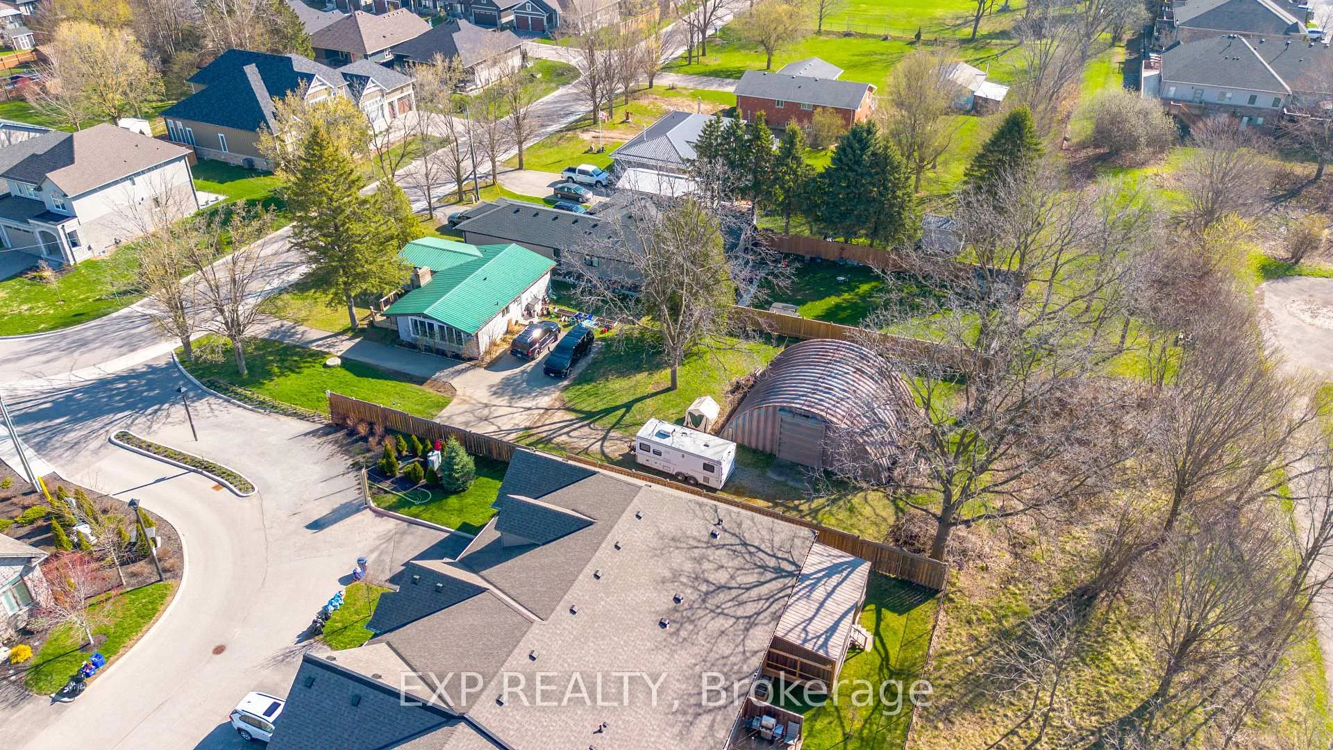 Photo 32 of 61 Cedar Street, Brant, Paris — HOMEH