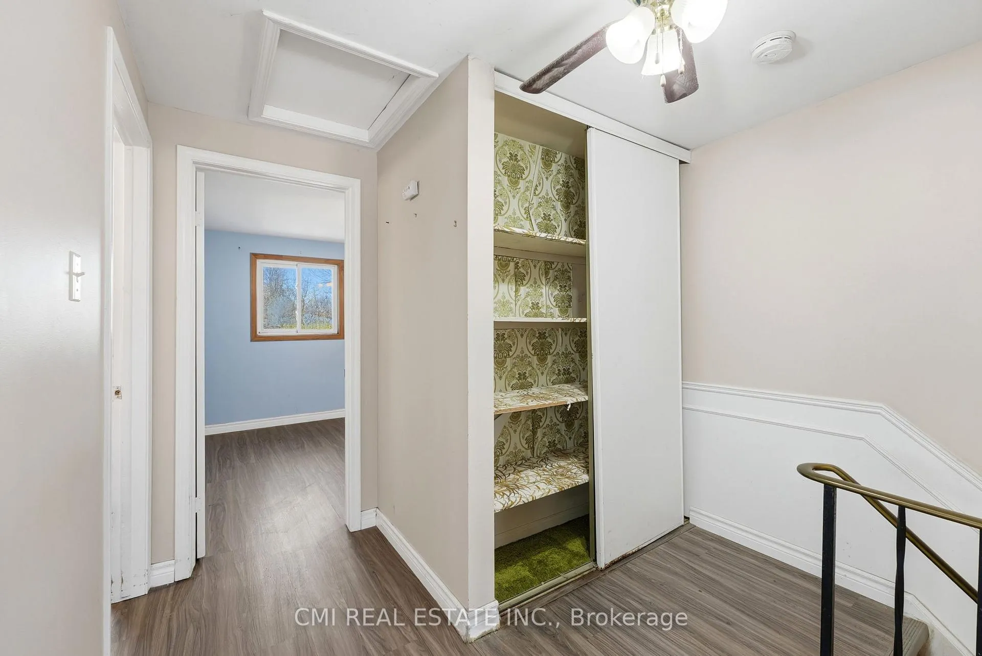 Photo 8 of 117 Monmore Road, London, North F — HOMEH