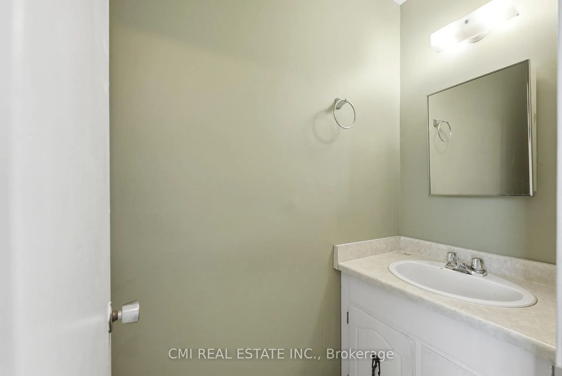 Photo 29 of 117 Monmore Road, London, North F — HOMEH