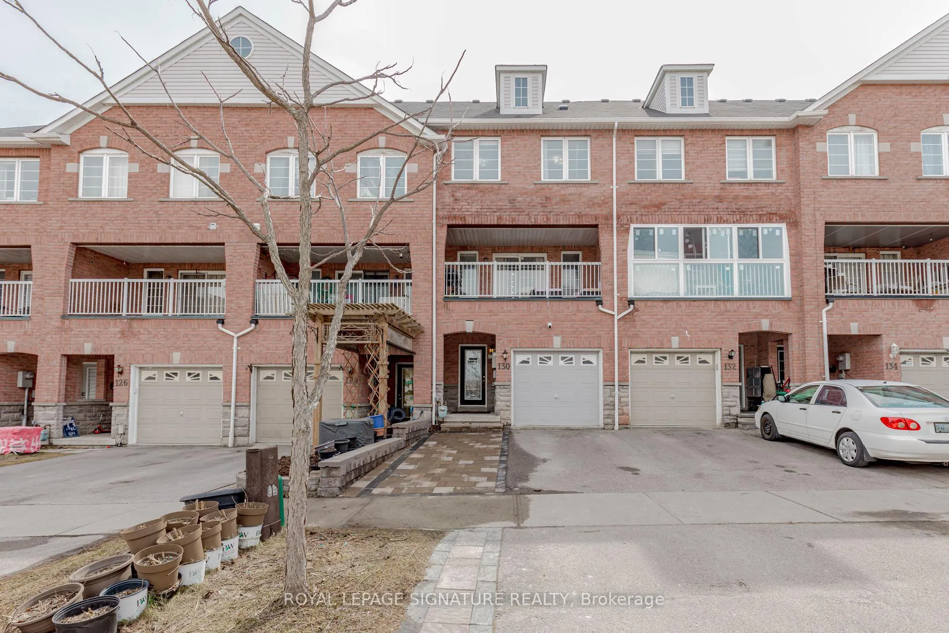 Front of 130 Bayly Street W