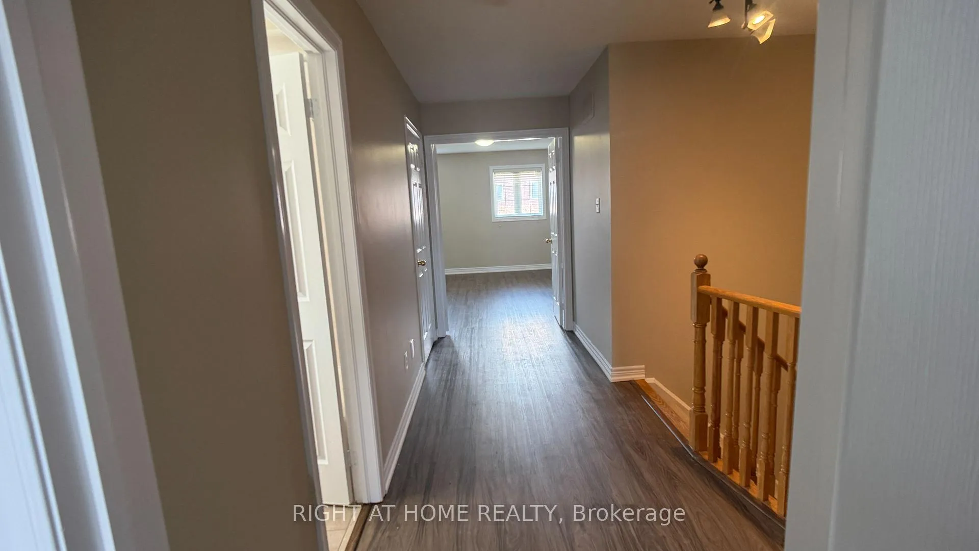 Photo 17 of 476 Mahogany Court, Pickering, Rouge Park — HOMEH