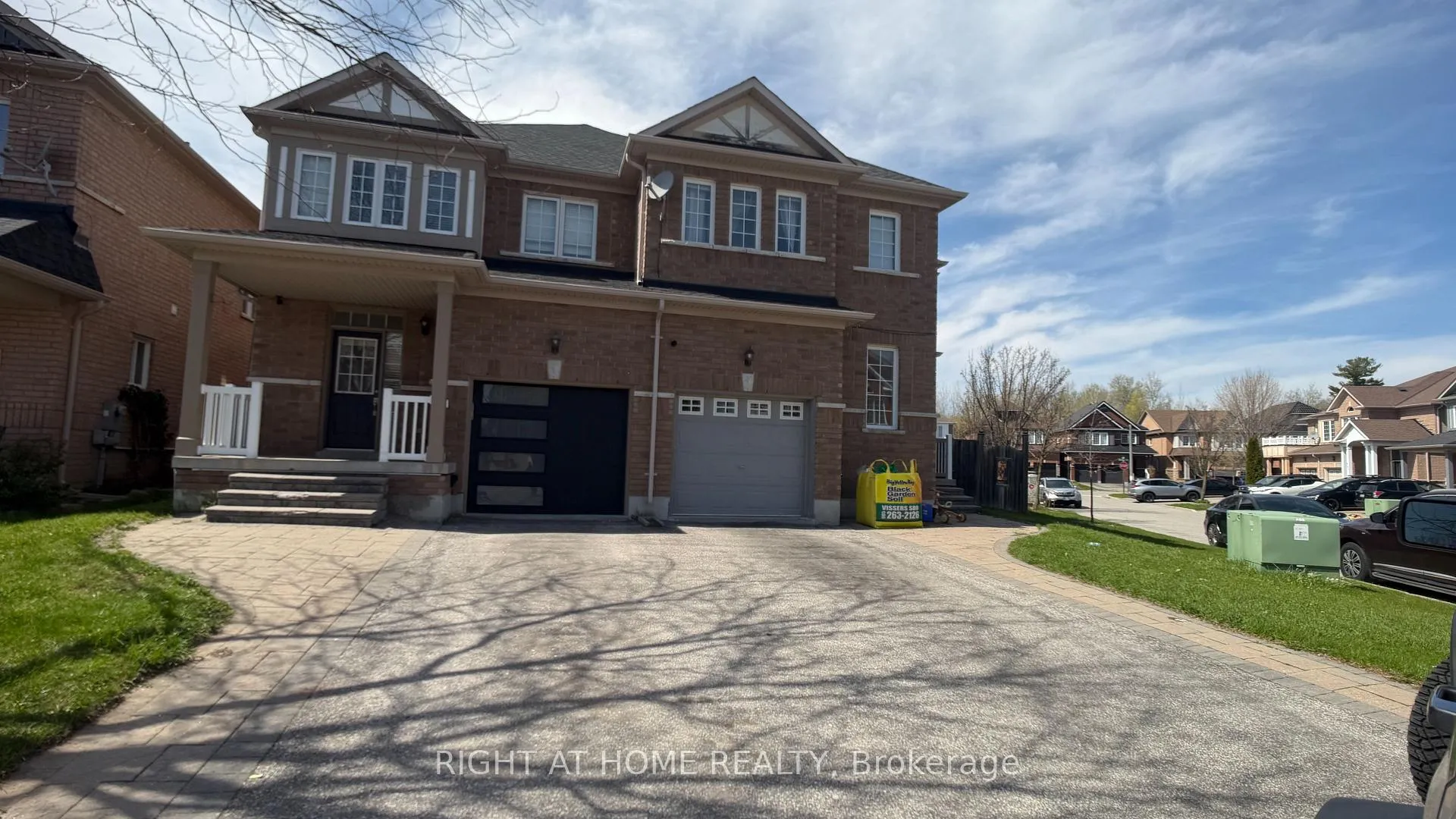 Photo 27 of 476 Mahogany Court, Pickering, Rouge Park — HOMEH