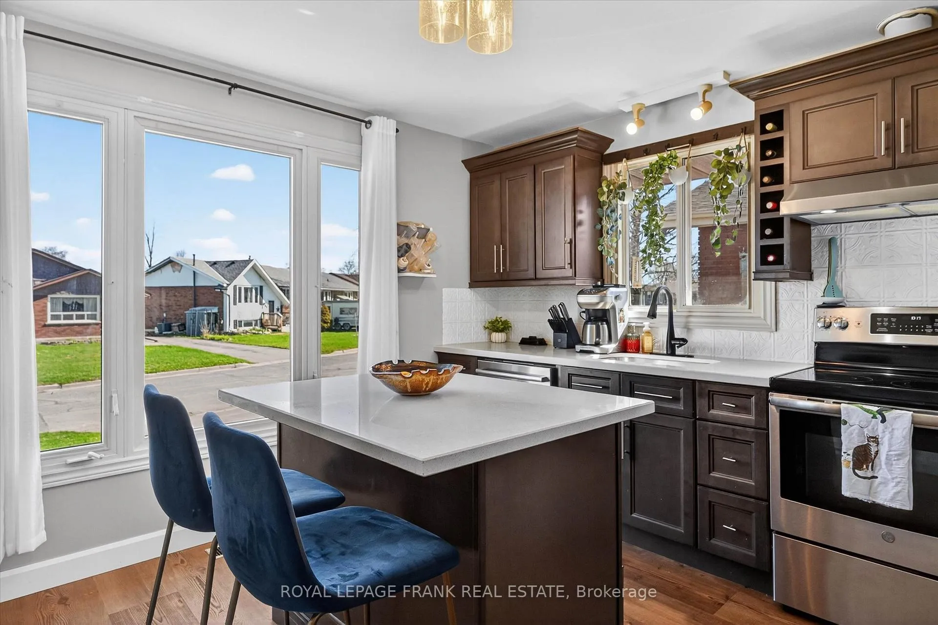 Photo 12 of 91 Rideau Crescent, Peterborough, Ashburnham Ward 4 — HOMEH