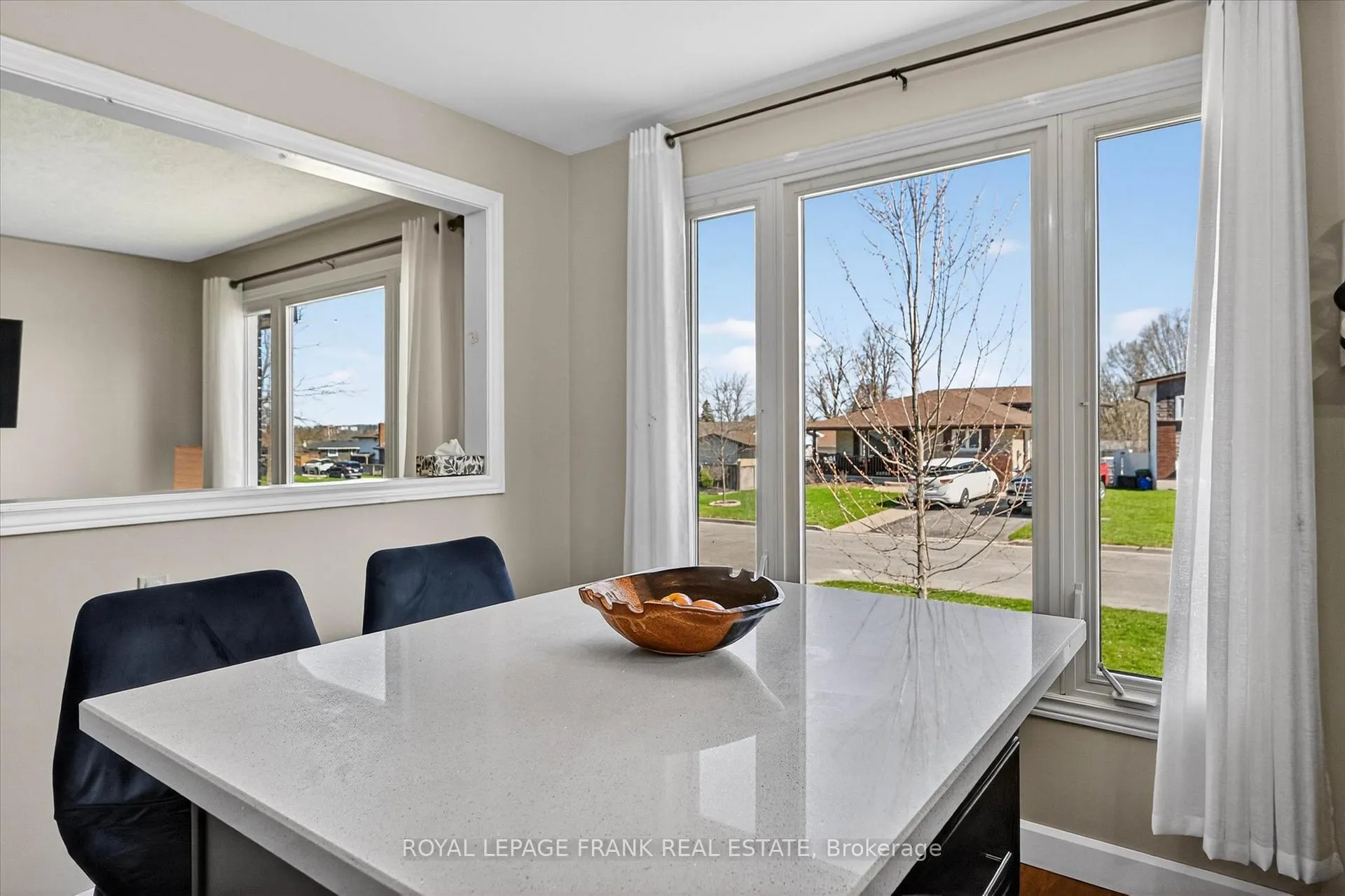 Photo 16 of 91 Rideau Crescent, Peterborough, Ashburnham Ward 4 — HOMEH