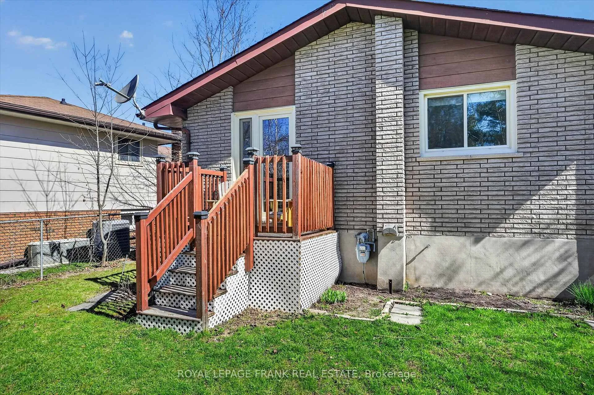 Photo 39 of 91 Rideau Crescent, Peterborough, Ashburnham Ward 4 — HOMEH