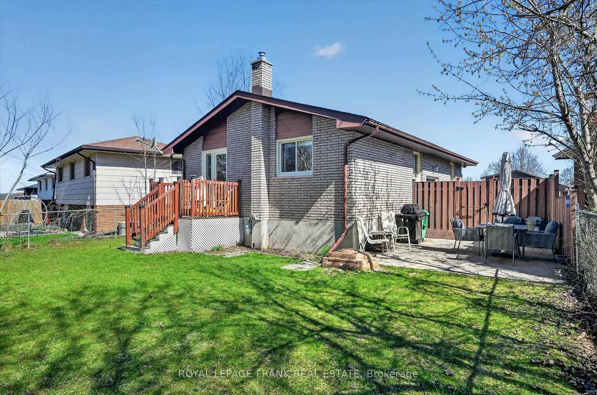 Photo 43 of 91 Rideau Crescent, Peterborough, Ashburnham Ward 4 — HOMEH