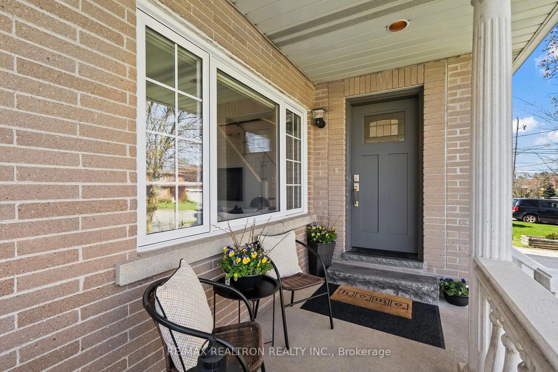 Photo 3 of 12 Gooderham Drive, Scarborough, Wexford-Maryvale — HOMEH