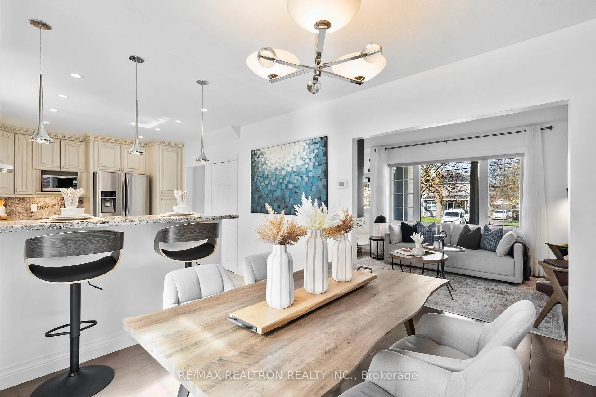 Photo 9 of 12 Gooderham Drive, Scarborough, Wexford-Maryvale — HOMEH