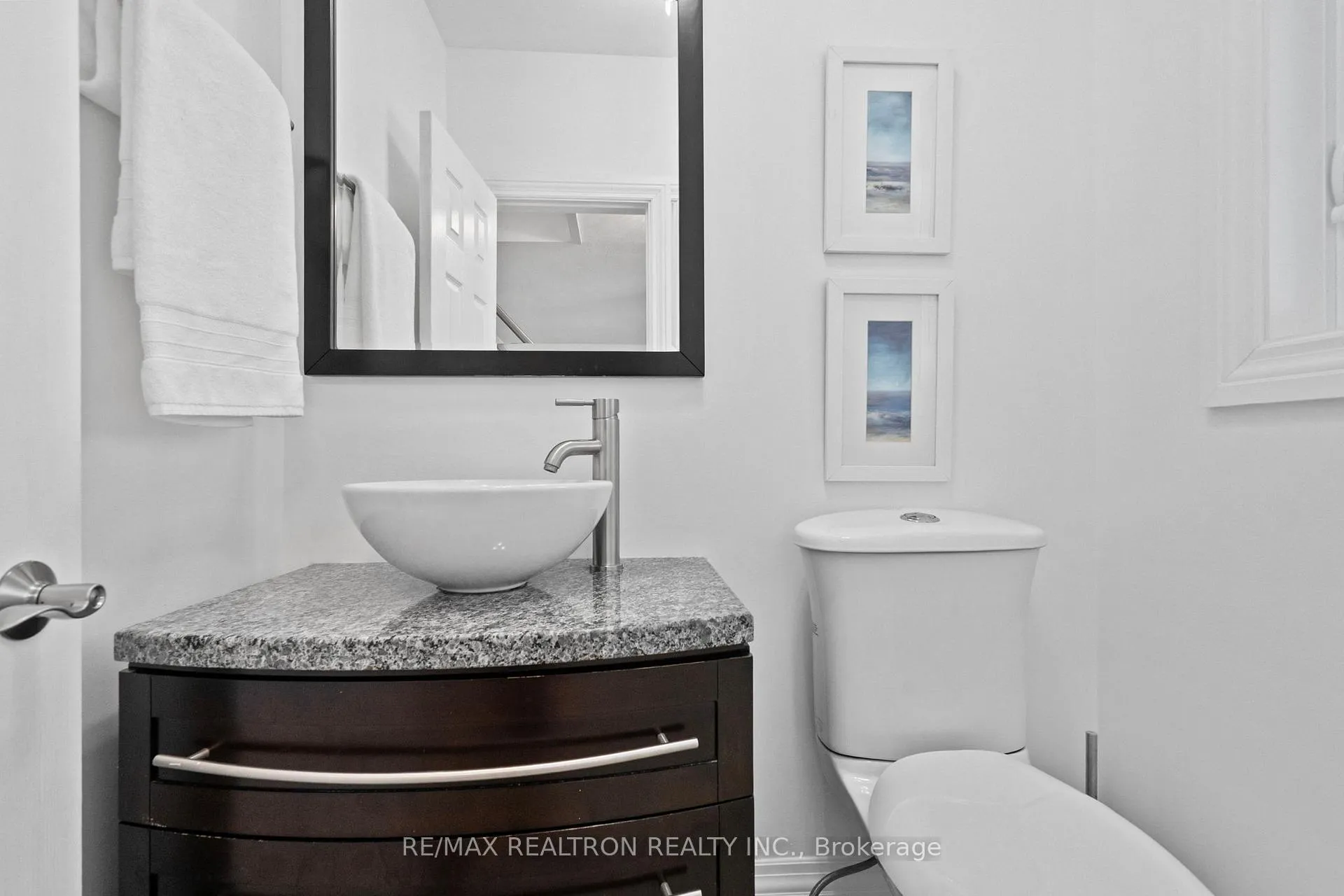 Photo 16 of 12 Gooderham Drive, Scarborough, Wexford-Maryvale — HOMEH