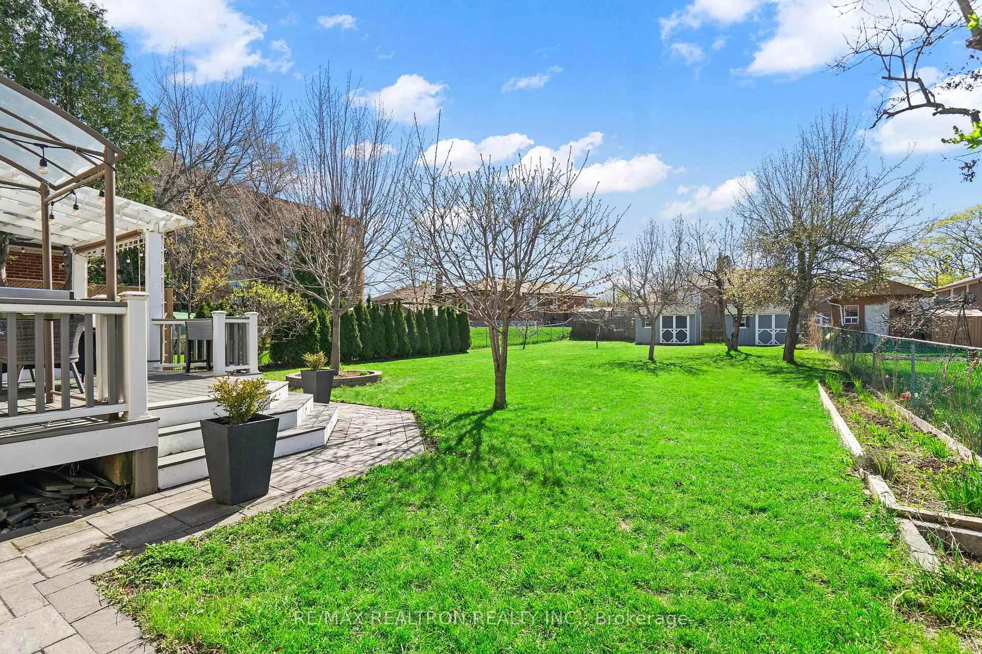 Photo 44 of 12 Gooderham Drive, Scarborough, Wexford-Maryvale — HOMEH