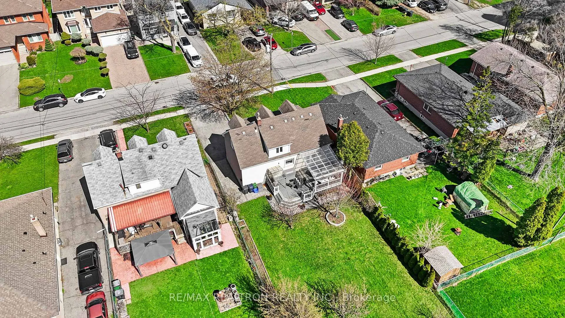 Photo 46 of 12 Gooderham Drive, Scarborough, Wexford-Maryvale — HOMEH