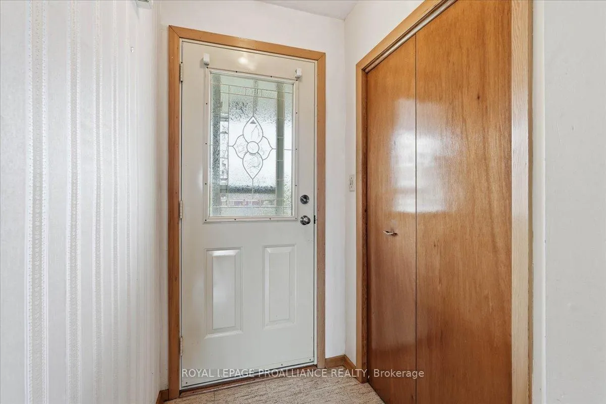 Photo 6 of 8 Fenwood Crescent, Prince Edward County, Ameliasburgh — HOMEH