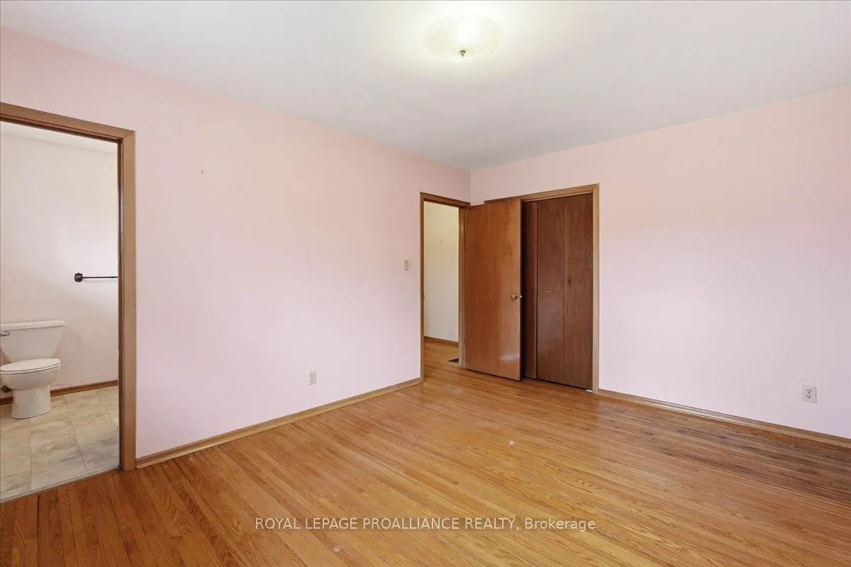Photo 22 of 8 Fenwood Crescent, Prince Edward County, Ameliasburgh — HOMEH