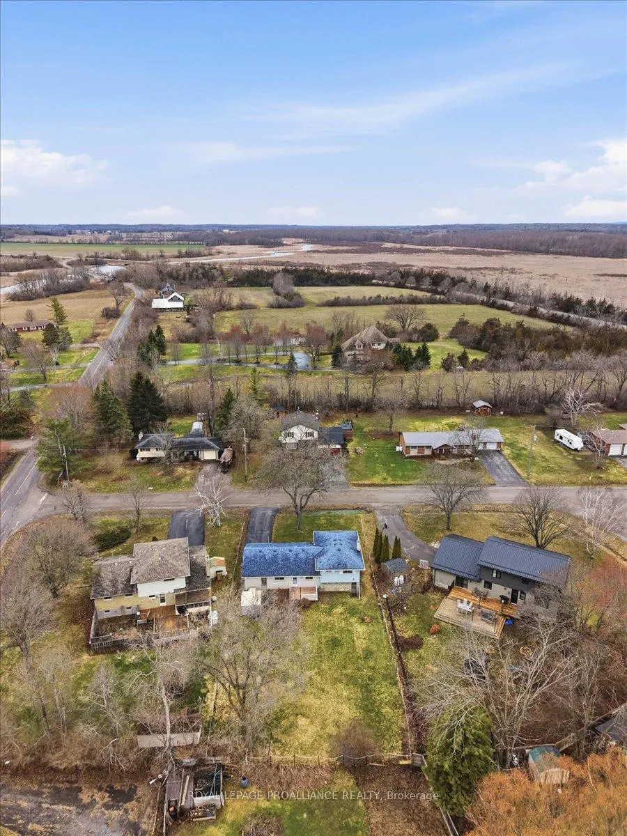 Photo 40 of 8 Fenwood Crescent, Prince Edward County, Ameliasburgh — HOMEH