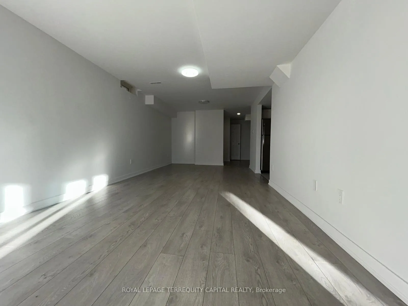 Photo 3 of Unit Lower, 65 Moir Crescent, Barrie, Painswick North — HOMEH