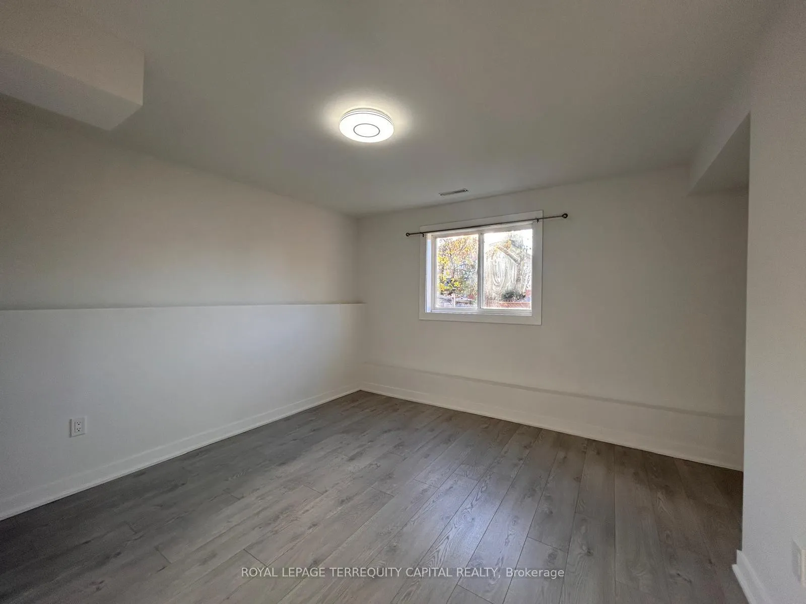 Photo 8 of Unit Lower, 65 Moir Crescent, Barrie, Painswick North — HOMEH