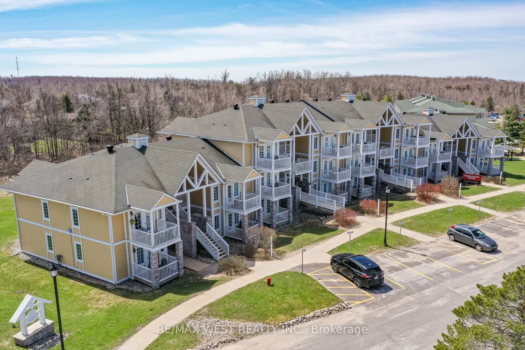 Front of Unit 2076-77, 90 Highland Drive