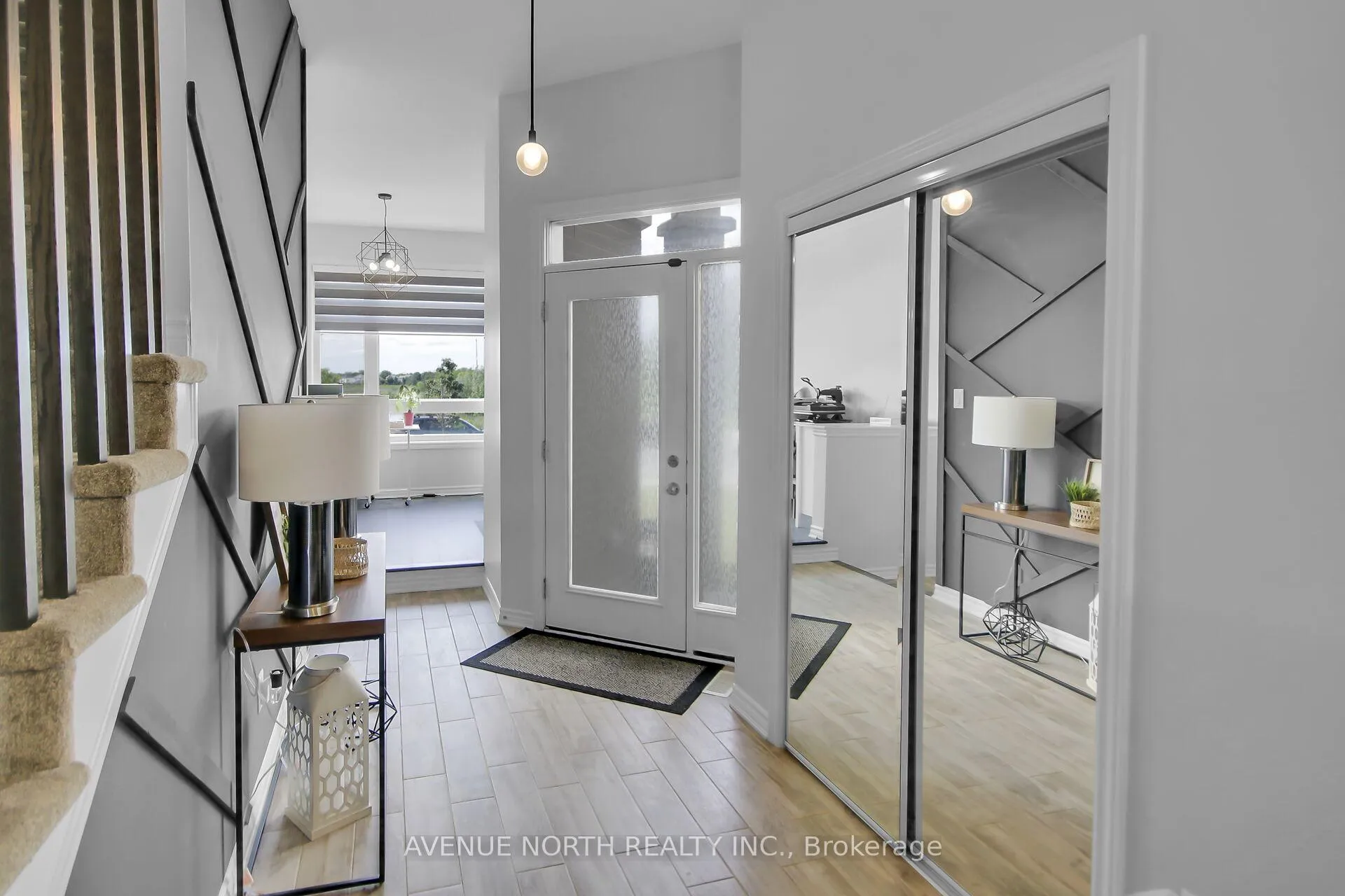 Photo 4 of 4772 Abbott Street, Ottawa, Kanata - Emerald Meadows/Trailwest — HOMEH